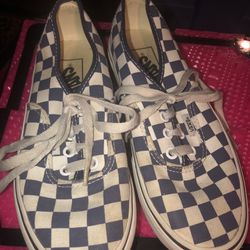 VANS Off The Wall  Thick Soles. Size Men-4 Wom-5.5