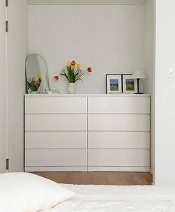 2 dressers