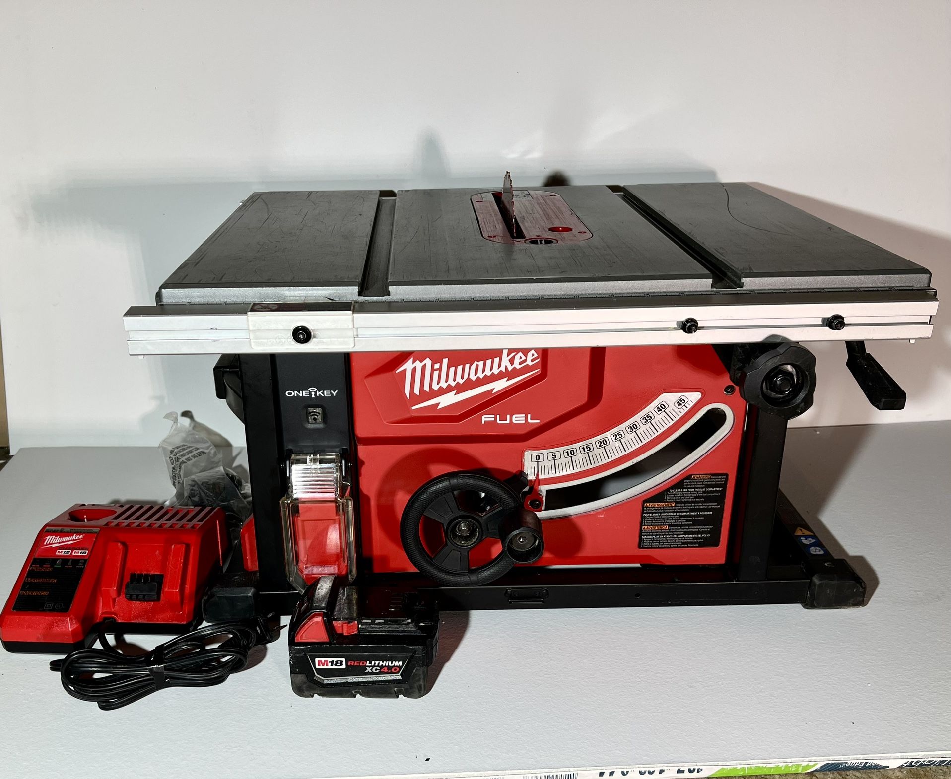 Milwaukee 2736-20 M18 FUEL 18V 8-1/4-Inch One-Key Cordless Table Saw (no Dewalt, Makita)