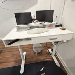 Desk Height Adjustable (located In EAST LA)