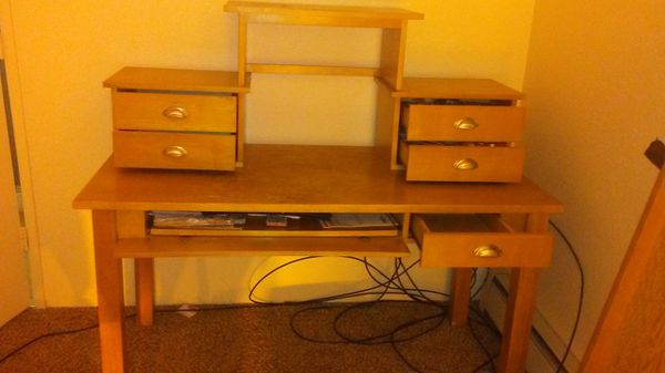 Computer desk/tv stand for Sale in Anchorage, AK - OfferUp