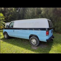 Ford E250