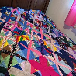 Beautiful colors quilt handmade with love!!