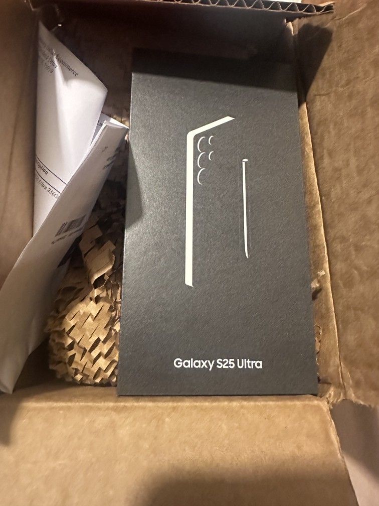 Samsung Galaxy S25 Ultra 256 Unlocked New