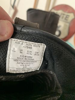 Men’s Work Boots. Size 10