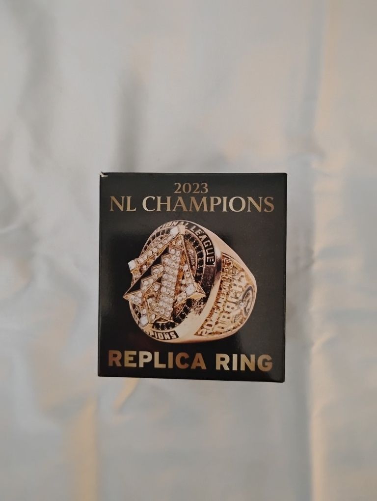 NL CHAMPIONS REPLICA RING
