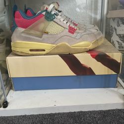Jordan 4  Guava 