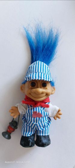 TROLLS, TROLLS & TROLLS!