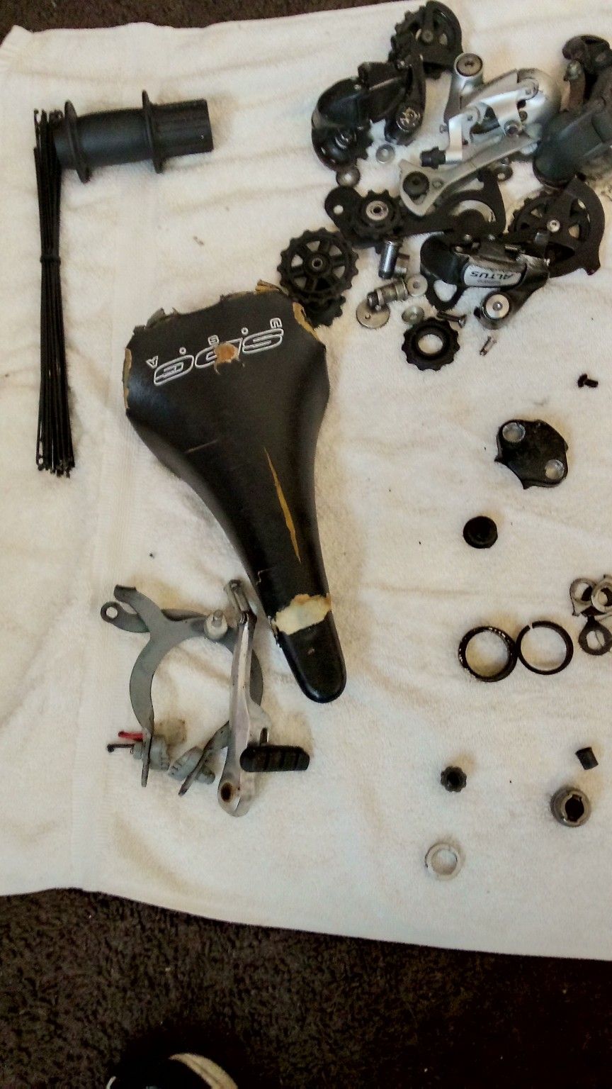 Bicycle Parts Cheap for Sale in Bakersfield, CA OfferUp