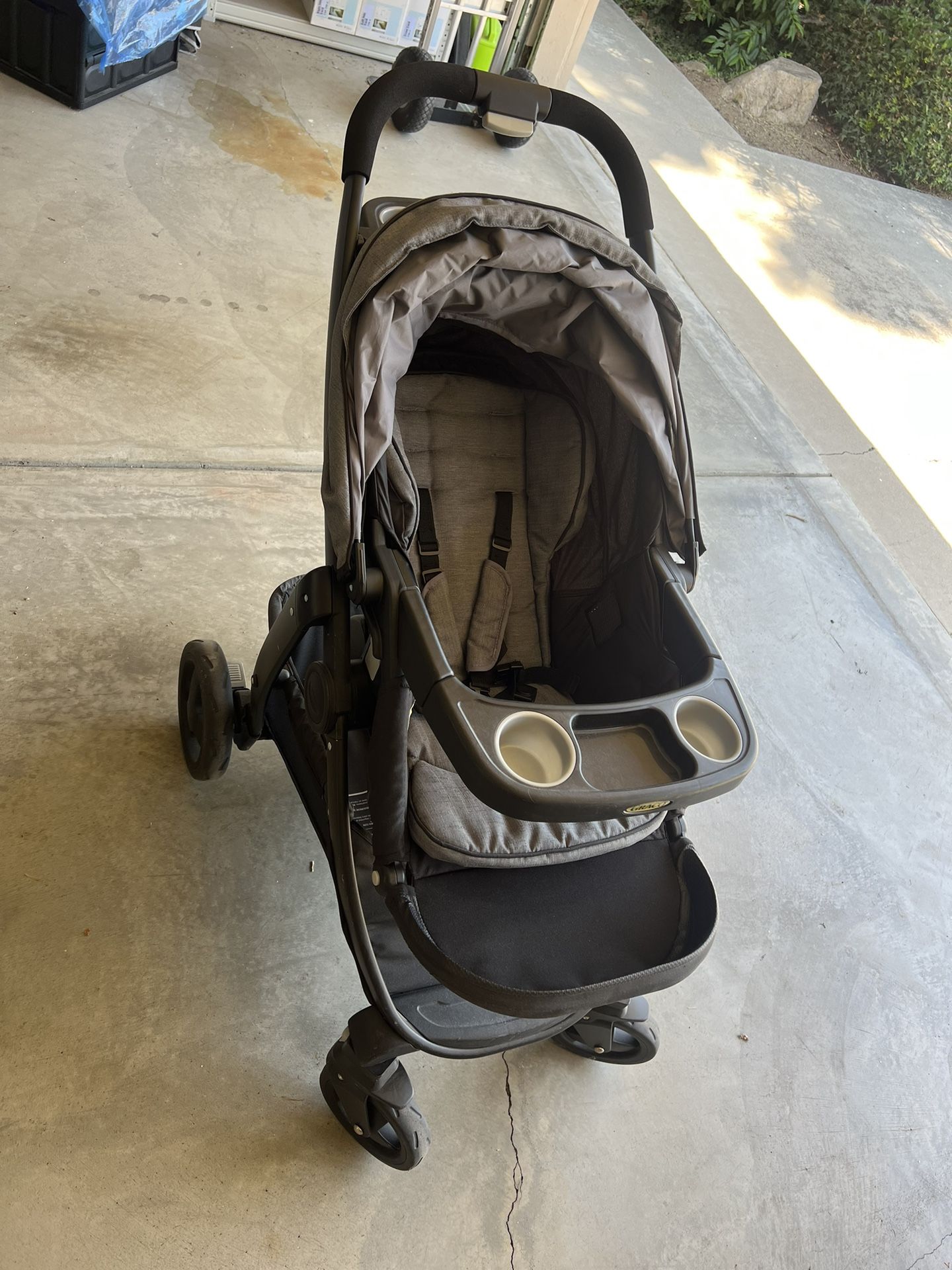 Graco Stroller – Excellent Condition