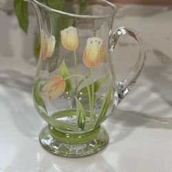 Princess House Tulip Pitcher 