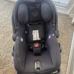 Uppababy Infant Car seat With Base
