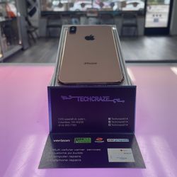 iPhone Xs 64GB Gold Fully Unlocked Great Condition