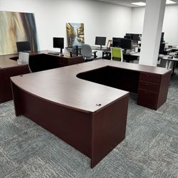 U Shape Desk *25% Off Sale* 