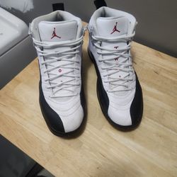 NIKE AIR JORDAN 12