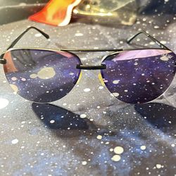 D7. Quay Australia Lens Cat 3 The Playa Sunglasses