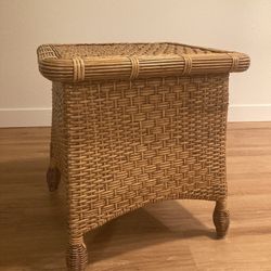 Wicker End Table (1)