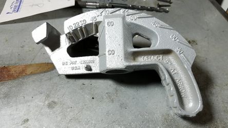 Emt bender