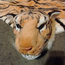 Leopard Throwdown. Free Yes Freee