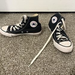 converse black and white