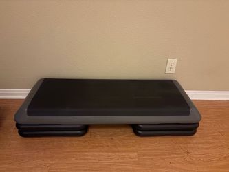 Workout bench