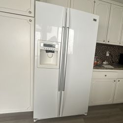 LG Refrigerator 
