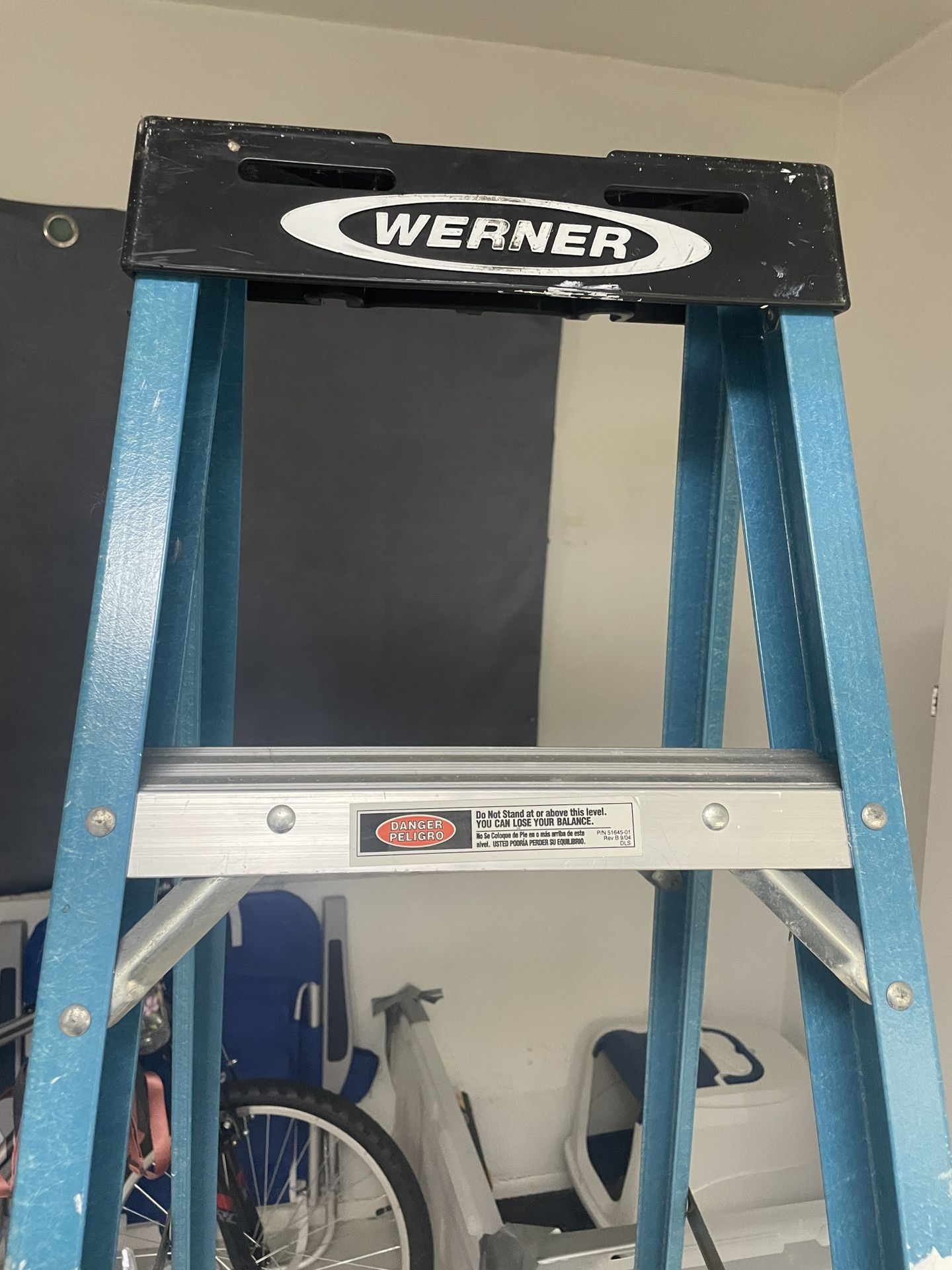 6 Foot Ladder 