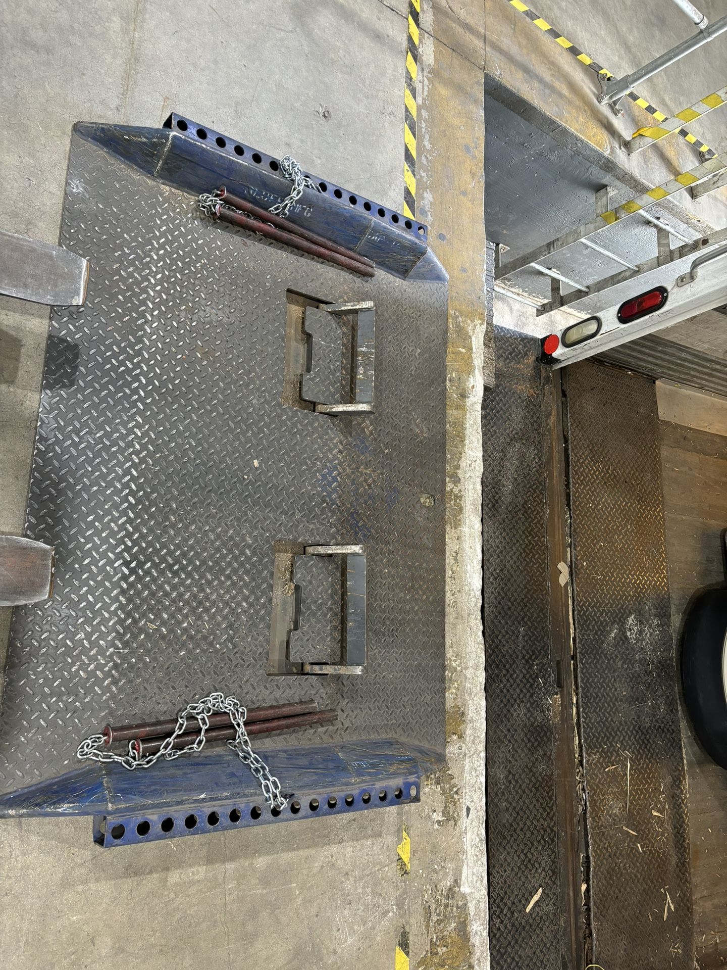 Dock plate- Loading Dock Ramp