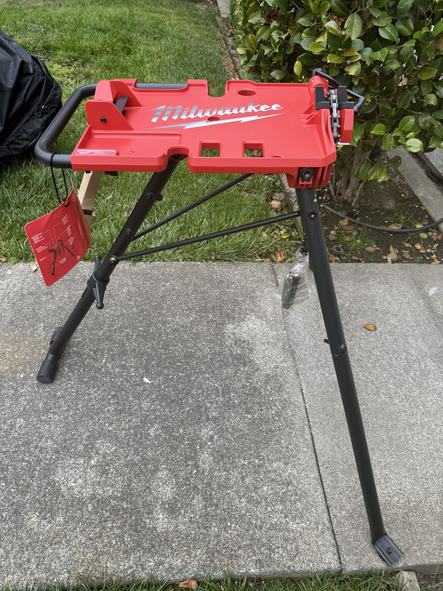 MILWAUKEE 6” Portable Leveling Tripod Chain Vise Stand – $350