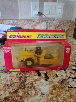 Collectible Majorette Super Movers 3030 Series Roller Die Cast Metal