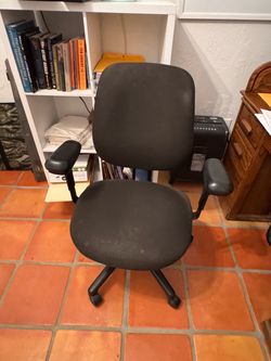 Desk chair