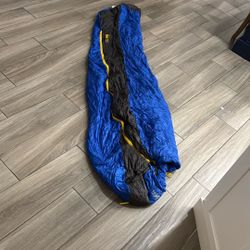 New REI Men’s Sleeping Bag 