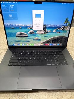 New Apple MacBook Pro M4 Pro 48GB ram 1TB AppleCare plus!!!!!