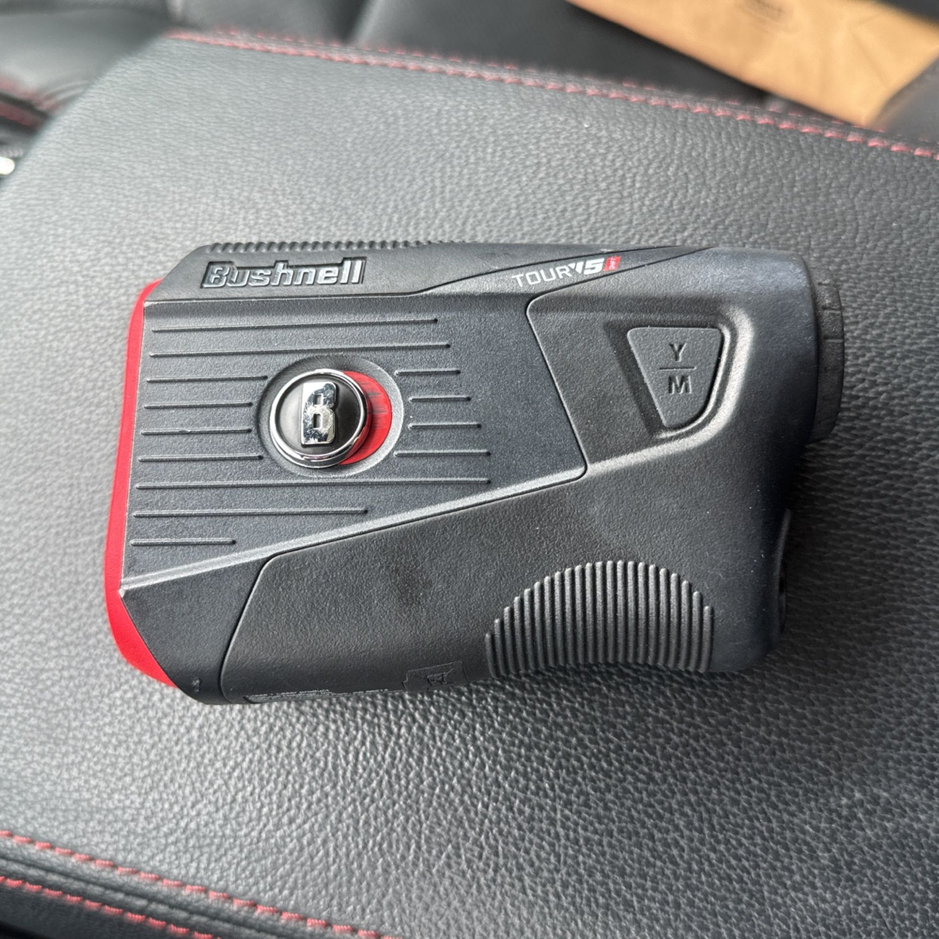 Bushnell Tour V5 SHIFT Laser Rangefinder With Slope & Magnetic Bite