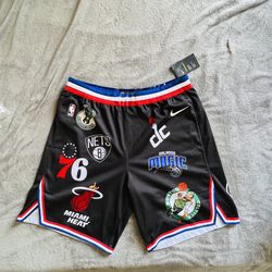 Supreme Nike/NBA Teams Authentic for Sale in Vacaville, CA - OfferUp