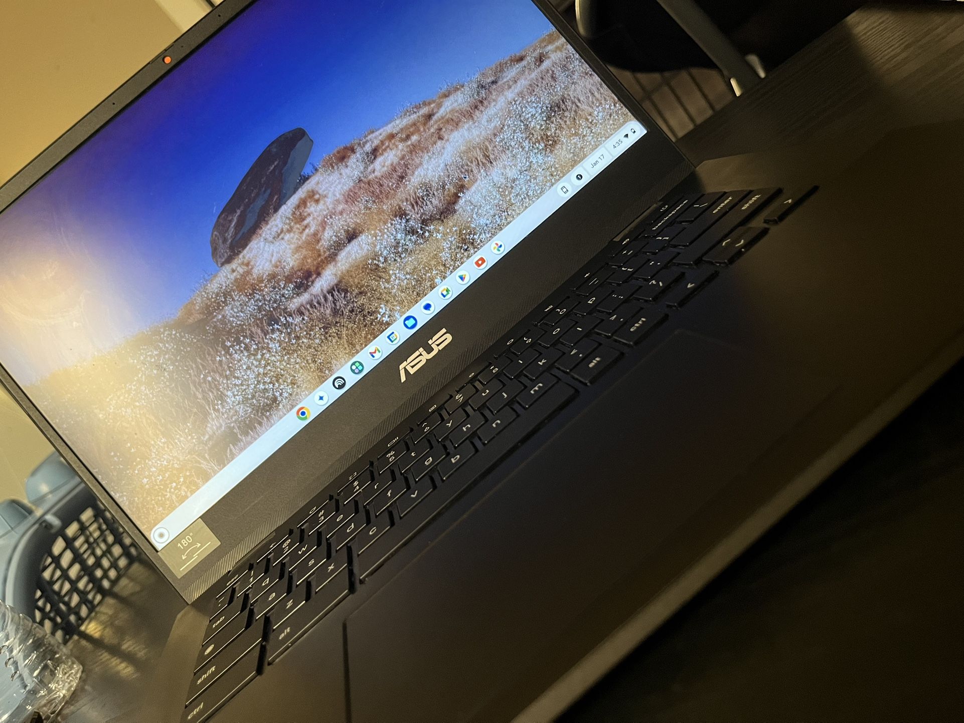 ASUS Chromebook (Gravity Gray) Colour