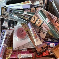 Tengo Muchos Cosmeticos Baratos 
