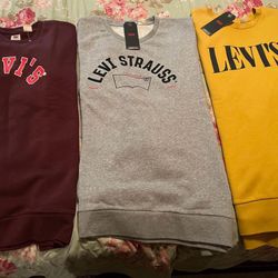 Levi’s Sweater 