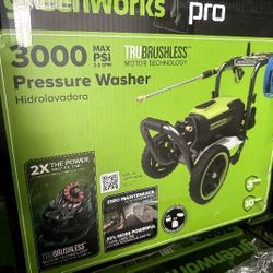 Greenworks Electric Pressure Washer  
