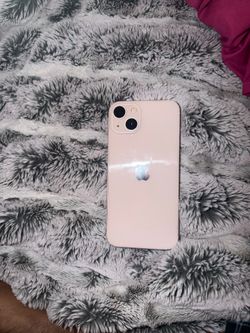 iPhone 13 – New Battery – Cracked Screen – Fully Functional