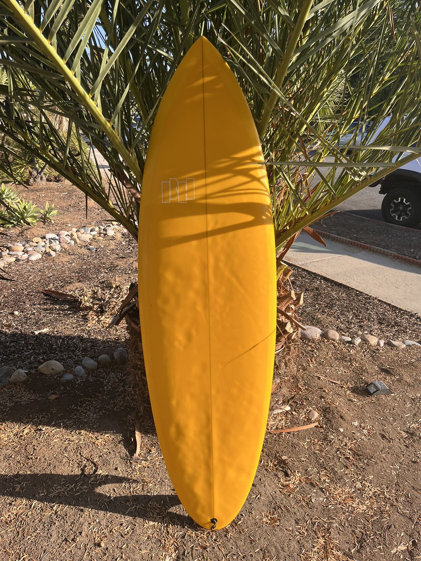 5’11 Shortboard, Quad With Fins