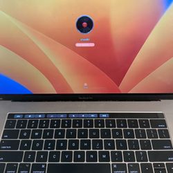 MacBook Pro 2017 For Parts 