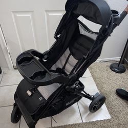 BabyTrend stroller And Car Seat