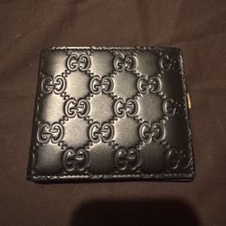 GG Signature Leather Bifold Wallet