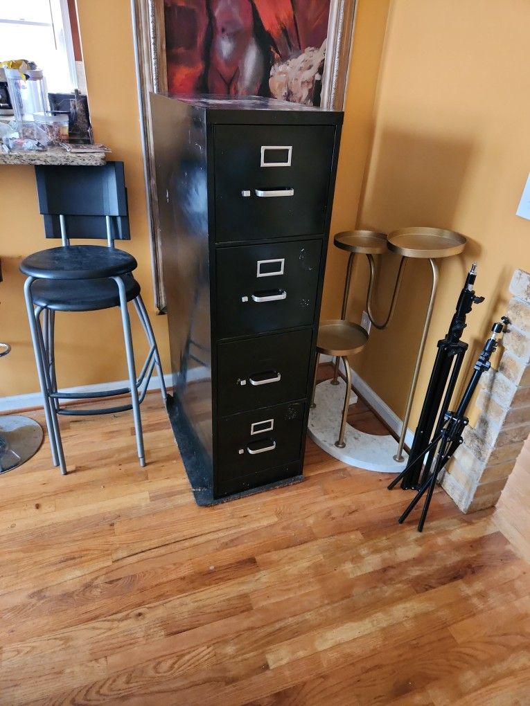 File Cabinet 4 Drawer 