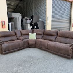 Sectional Couch 