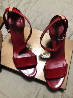 Gucci size 7/5