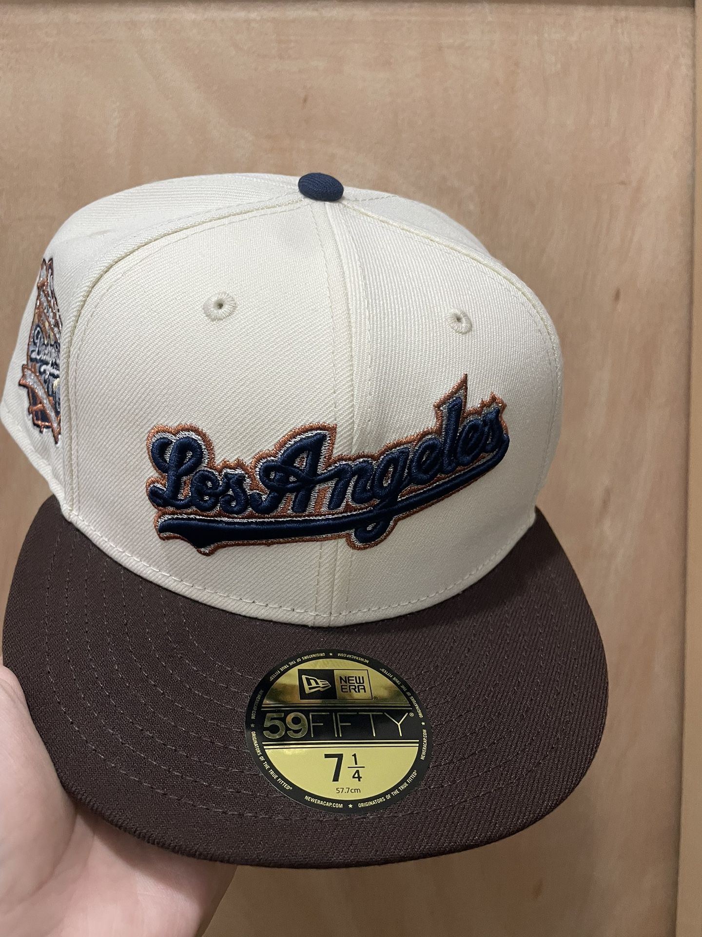 Prociety az krowns Los Angeles dodgers 40th anniversary size 7 1/4 brand new