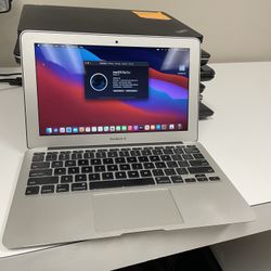 Apple 11” 2013 MacBook Air 1.4ghz Core i5 8GB RAM 256gb Flash Storage macOS Big Sur 