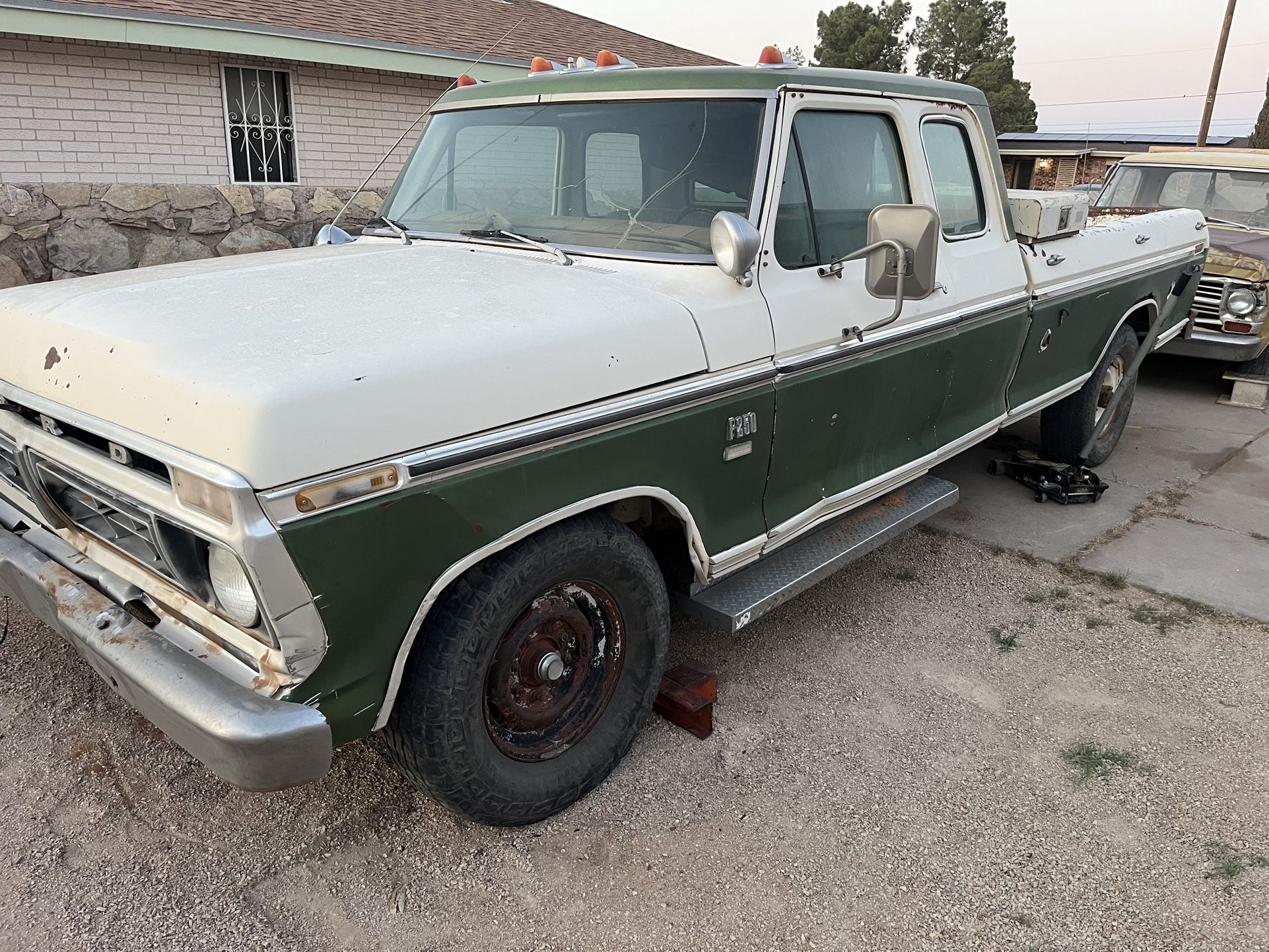 1975 Ford F250 Camper Special